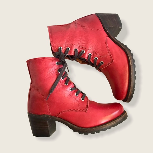 RARE Frye Sabrina 6G LaceUp Red Retro Combat Boots - Picture 11 of 16